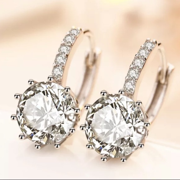 Sterling silver stud earrings - Picture 5 of 5